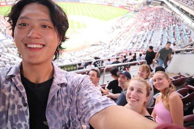 Seoul:Suwon Day Trip with Fortress Tour, Dinner, Baseball Game - Discover Suwon in a Day: Fortress, Food, and Baseball