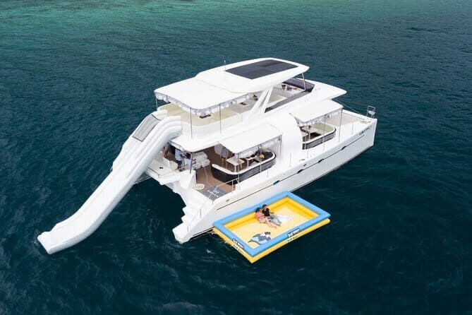 Sepanggar Island Luxury Boat - Who Will Love This Tour?