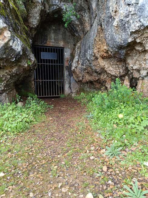 Serra dos Candeeiros by Van: Natural Park and Cave - Detailed Breakdown of the Itinerary