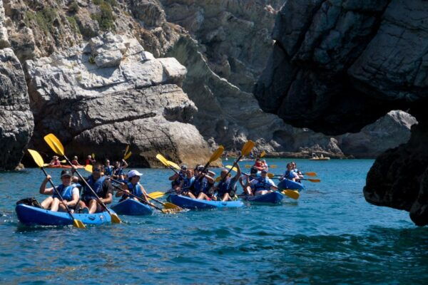 Sesimbra: Arrabida Natural Park & Caves Guided Kayaking Tour - Language Options