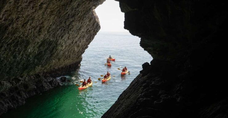 Sesimbra: Arrábida Natural Park Kayak Tour - Booking Details