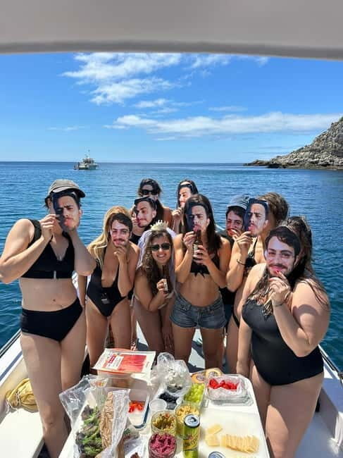 Sesimbra: Bachelor/Bachelorette Party Boat Tour - Setting the Scene: What to Expect on the Tour  
