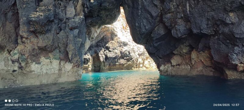 Sesimbra: Boat Tour to Hidden Natural Gems w/local fisherman - Introducing the Sesimbra Boat Tour to Hidden Natural Gems