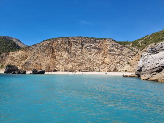 Sesimbra: Boat Trip Along Beaches and Bays With Snorkeling - Meeting Point and Customer Feedback