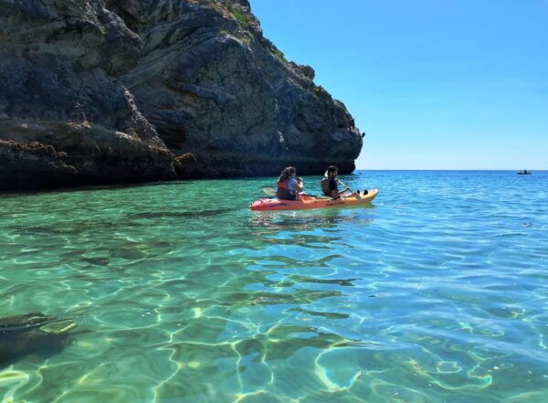Sesimbra: Ribeiro Cavalo Beach, Caves, & Arrábida Kayak Tour - Frequently Asked Questions