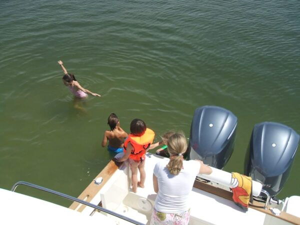 Sesimbra: San Remo Private Boat Rental - Frequently Asked Questions