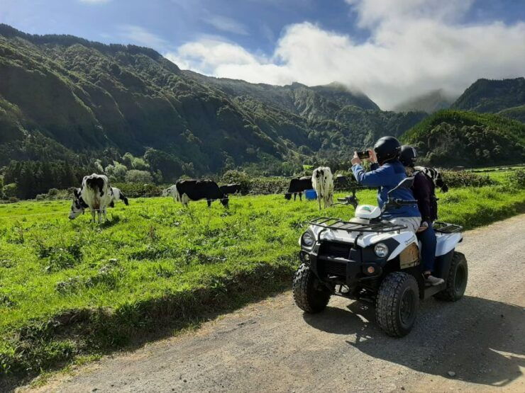 Sete Cidades: Meia Dia Passeio De Quadriciclo ATV - Highlights