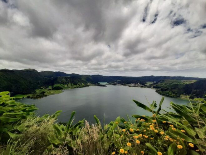Sete Cidades: Meia Dia Passeio De Quadriciclo ATV - Full Description