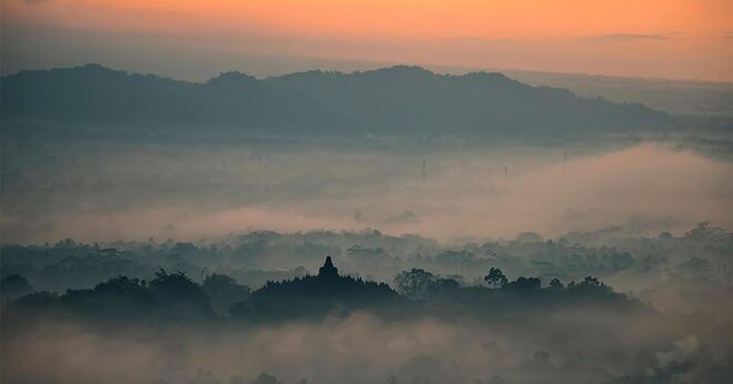 Setumbu Sunrise Borobudur, and Prambanan, With Lunch Option - Borobudur: Rich History and Artistry