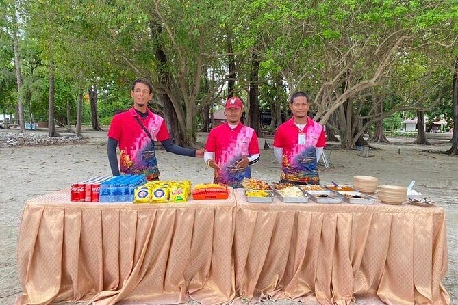 Seven Islands Sunset Tour with Dinner & Snorkelling by speedboat - Night Swim & Bioluminescence