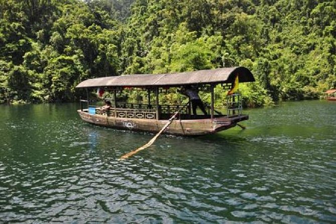 Seven Star Crag and Dinghu Mountain Private Day Tour From Guangzhou - Itinerary Overview