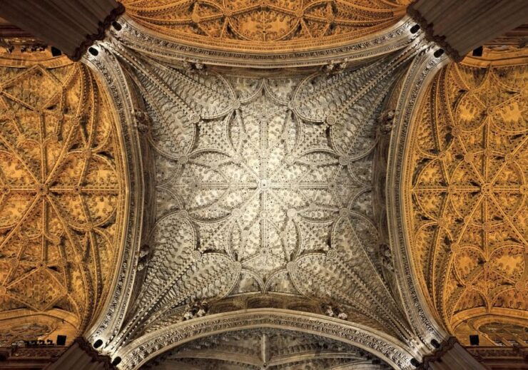 Sevilla: Guided Tour to the Cathedral and Giralda Access - Tour Highlights