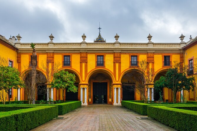 Sevilla: Guided Tour to the Royal Alcazar Access Ticket Included - Directions