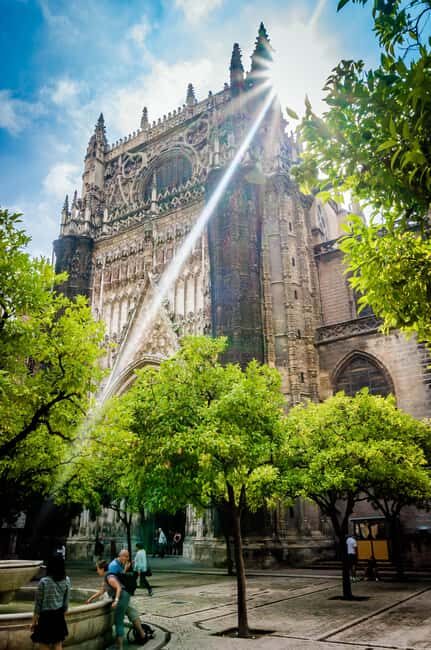 Sevilla Milenaria: legado de judíos, cristianos y musulmanes - A Closer Look at the Itinerary