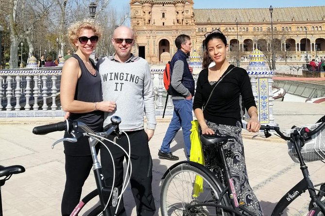 Sevilla Monumental Bike Tour With a Local Guide - Cancellation Policy