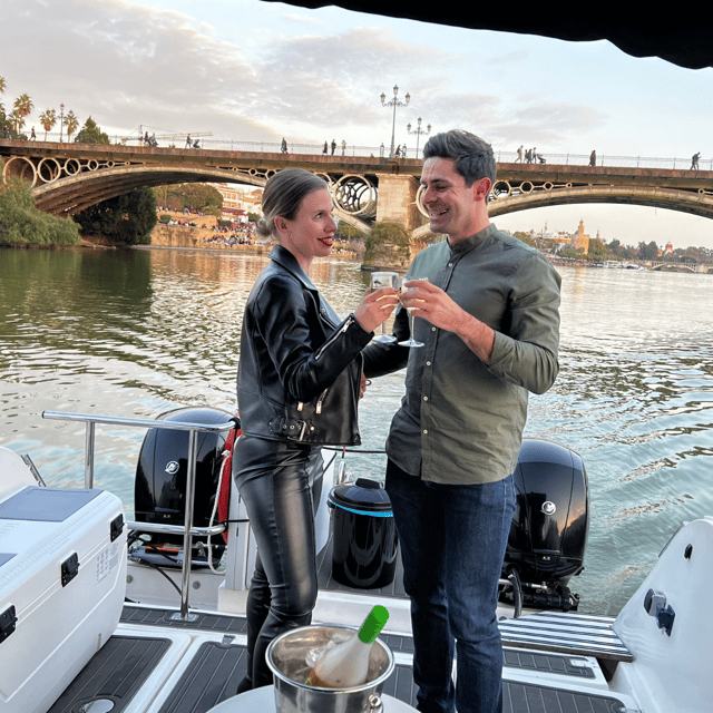 Sevilla: Romantic Boat Ride - Itinerary and Duration