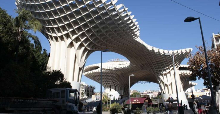 Seville: 3-Hour Guided Walking Tour & Palacio De Las Duenas - Experience Highlights