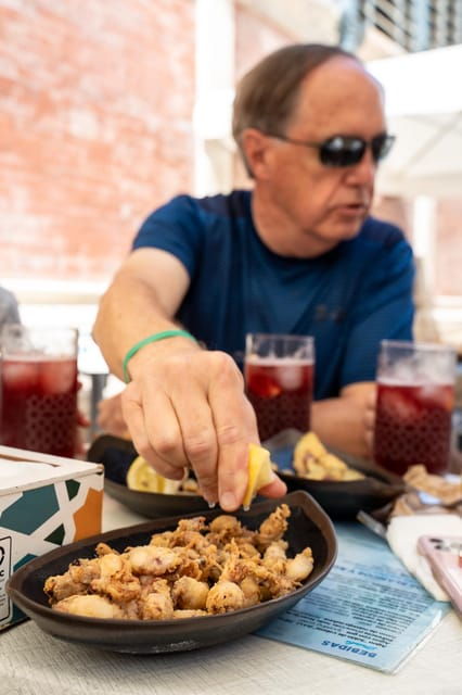 Seville Adventure: Historic Walking Tour & Traditional Tapas - Good To Know