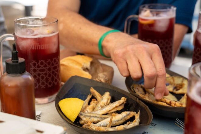 Seville Adventure: Historic Walking Tour & Traditional Tapas - Customer Feedback