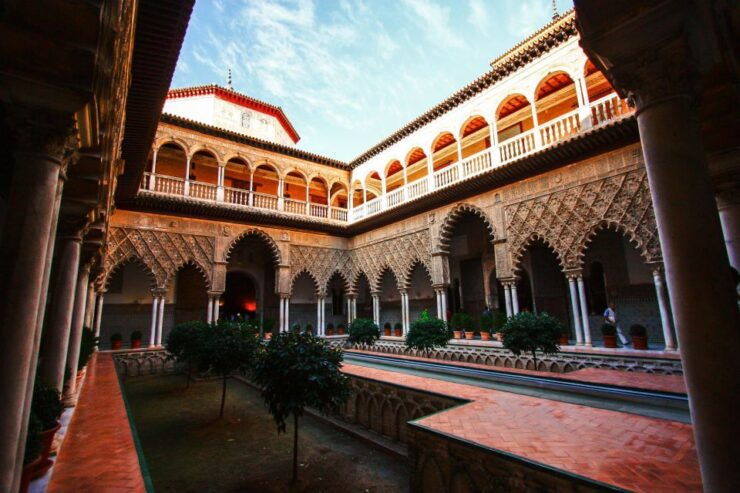 Seville: Alcázar E-Ticket and Smartphone City Tour - Ticket Details