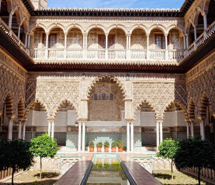 Seville: Alcázar Fast-Track Access With Guided Tour - Experience Itinerary