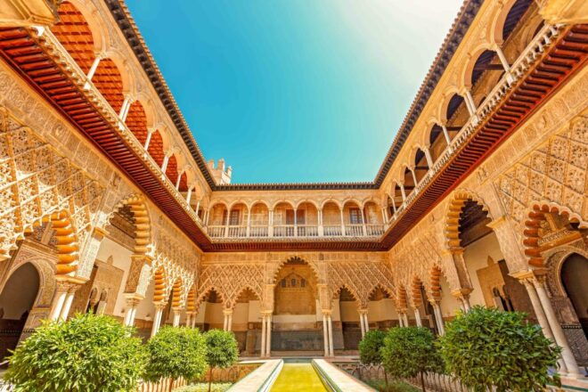 Seville: Alcázar Guided Palace Tour With Priority Access - Highlights of the Alcázar Palace Tour