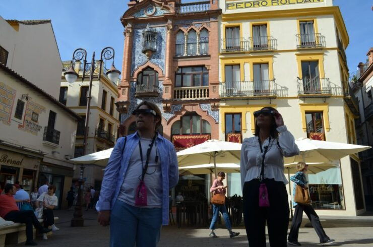 Seville: Alcazar Guided Tour With VR City Tour & Roof Lunch - Experience Highlights