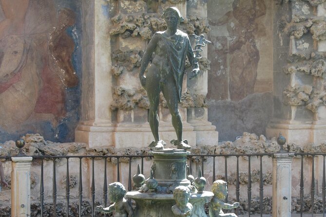 Seville Alcazar Tour - Location and Logistics