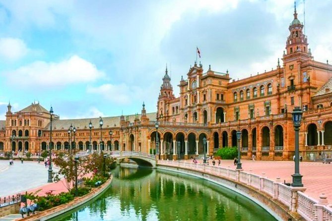 Seville: Alcázar,Cathedral and Plaza España Private Tour - Questions and Support