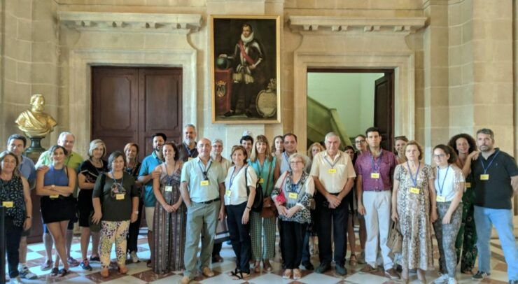 Seville: Archive of the Indies Guided Tour - Tour Duration and Language Options