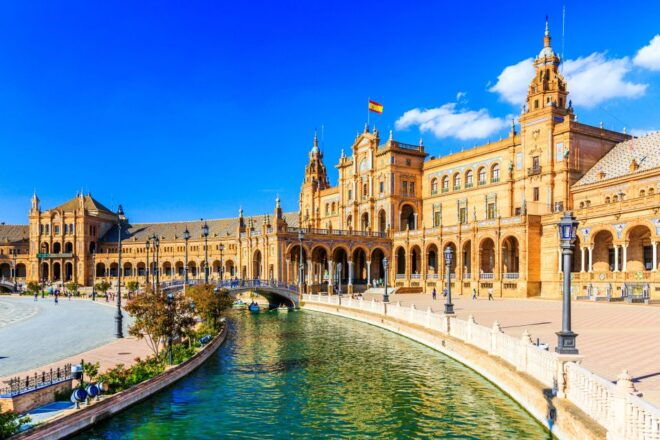 Seville: Authentic and Romantic Horse-Drawn Carriage Ride - The Idyllic Guadalquivir River