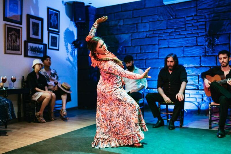 Seville: Baraka Sala Flamenca Show With Drink in Triana - Ticket Information