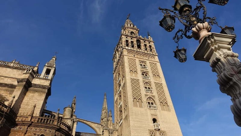 Seville: Cathedral and Giralda Small Group Tour with Tickets - Exploring Seville’s Cathedral and Giralda: What You Can Expect