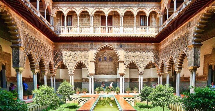 Seville: Cathedral, Giralda and Alcázar 3.5-Hour Guided Tour - Tour Details