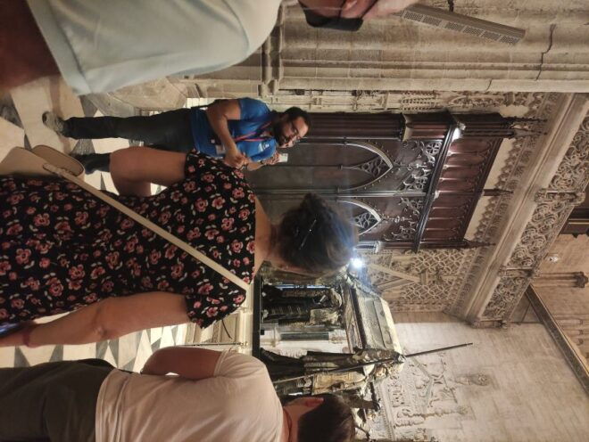 Seville: Cathedral, Giralda, and Alcazar Guided Tour - Important Information