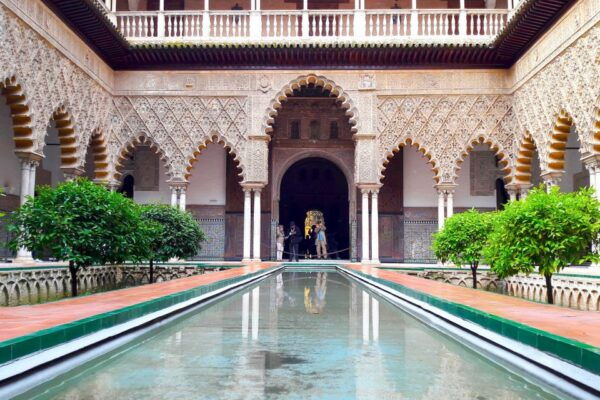 Seville: Cathedral, Giralda, and Royal Alcázar Guided Tour - Directions