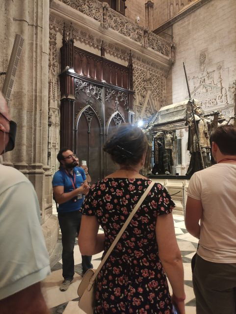 Seville: Cathedral & Giralda Guided Tour With Entry Tickets - Tour Duration and Cancellation Policy