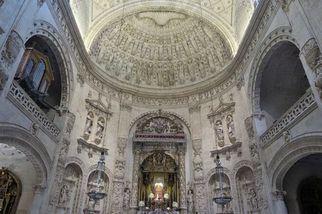 Seville: Cathedral & Giralda Guided Tour With Entry Tickets - Common Questions