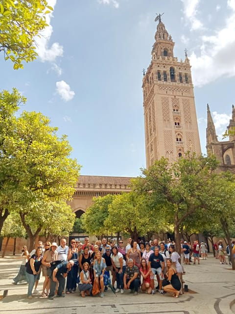 Seville: Cathedral & Giralda Guided Tour With Tickets - Tour Features and Inclusions