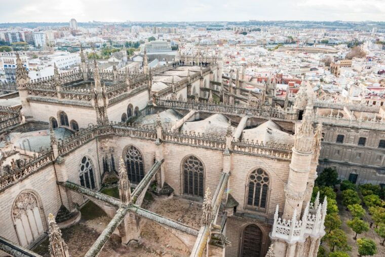 Seville: Cathedral Guided Tour With Optional Alcázar - Accessibility and Structural Considerations