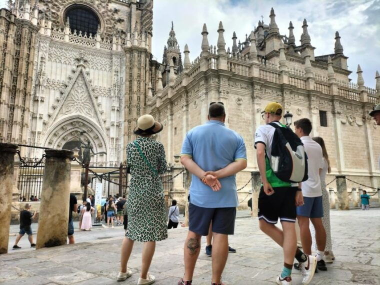 Seville: CATHEDRAL TINY GROUP SKIP THE LINE - Exploring the Cathedrals Gothic Interior