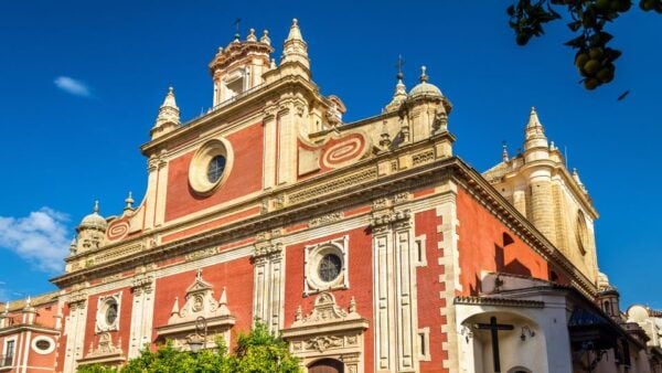 Seville: City Exploration Game and Tour on Your Phone - Directions