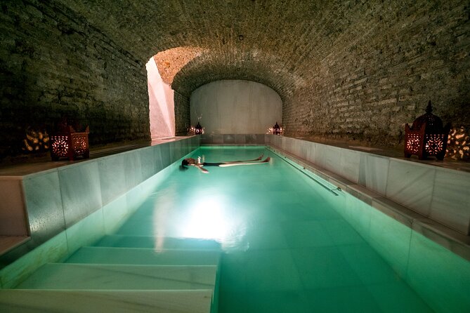 Seville City Tour and Thermal Baths Ticket - Exploring Sevilles Rich History