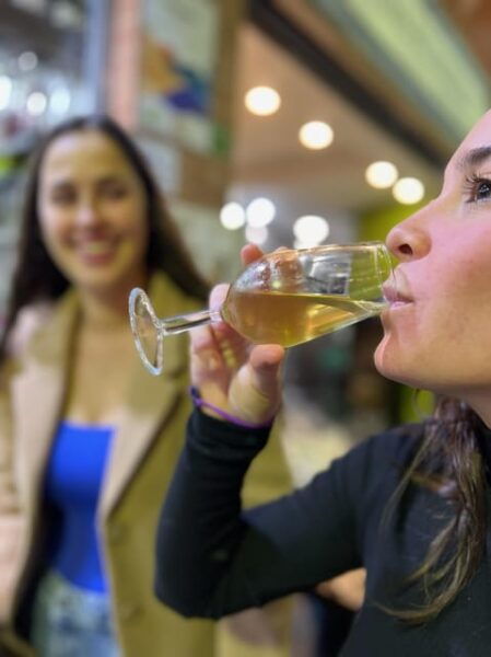 Seville: Drinks of Sevilla Tasting - Flamenco Performance