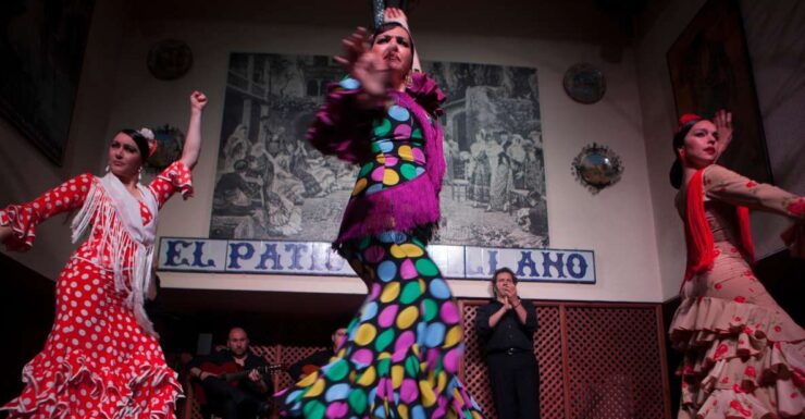 Seville: El Patio Sevillano Flamenco Show Ticket & Dinner - Ticket Information