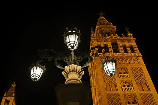 Seville: Enchanted Walking Tour - Additional Information
