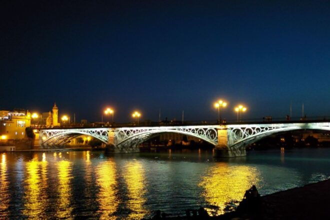 Seville: Enchanted Walking Tour - Frequently Asked Questions