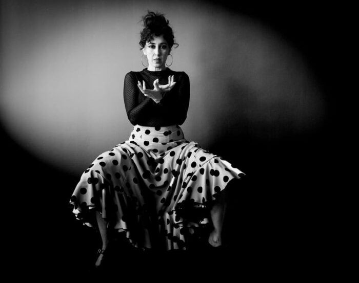 Seville: Enjoy a Class of Approach to Flamenco - Embracing the Rhythm