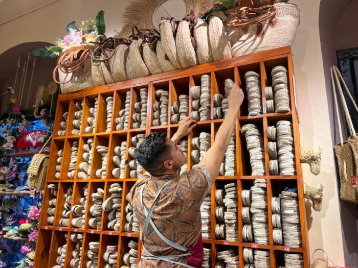 Seville: Espadrilles-Making Workshop With Snacks and Drinks - Common Questions