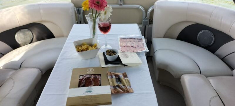 Seville: Exclusive River Boat Tour With Tapas - Good To Know